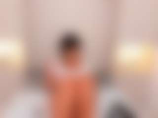 Live cam show with TRISHA - Blonde Hair Small Tits on Latina Girls