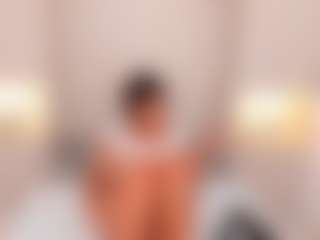 Live cam show with TRISHA - Blonde Hair on intimatelivegirls.com