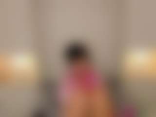 Live cam show with TRISHA - Ass Bouncing on Gym Cam Girls