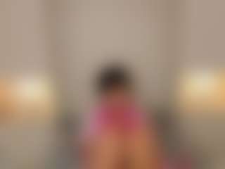 Live cam show with TRISHA - Ebony Squirt on CamClone | colombia