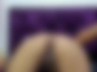 CarliThomson's Live Sex Cam Show