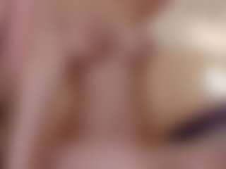 Live cam show with Jekkyicee - Spank Latina on AdultVida.com