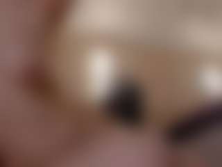 Live cam show with Jekkyicee - Shaved Pussy on liverealitysex.com