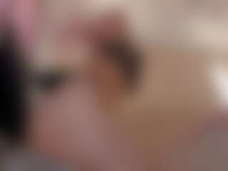 Live cam show with Jekkyicee - Mature Young Adult on SmokeAndPoke