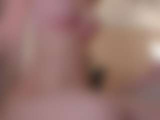 Live cam show with Jekkyicee - Skinny Teen (18+) on infinitiblacc.com