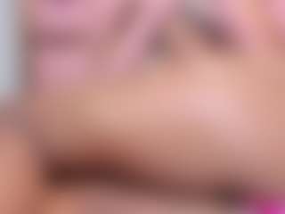 Live cam show with mia-alvares - BBW Young Adult on AdultVida.com
