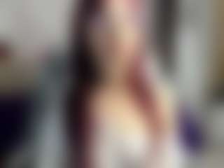 Live cam show with Isa heaven - Shaved Pussy on sexylive.show