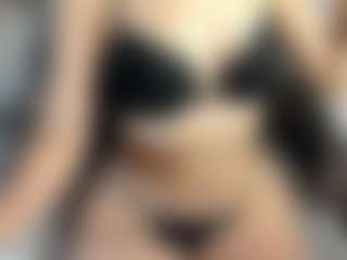Live cam show with Isa heaven - Fingering on StripNow