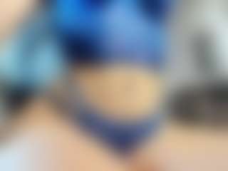 Live cam show with Isa heaven - Fingering on SpunkLive