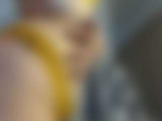 Live cam show with Isa heaven - Brown Eyes on Camsoda