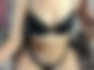 Live cam show with Isa heaven - Shaved Pussy on TottyGirls