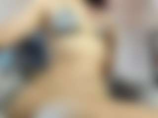 Live cam show with Isa heaven - Fingering on Gym Cam Girls