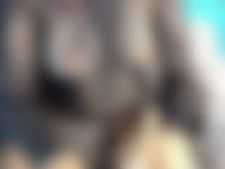 Live cam show with Isa heaven - Shaved Pussy on Camsoda