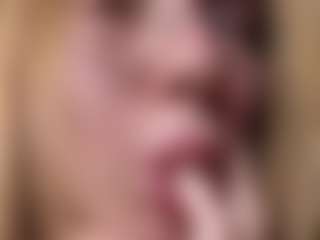 littlevildevil's Live Sex Cam Show