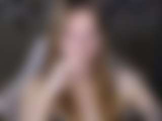 Live cam show with littlevildevil - Glasses on Livezox