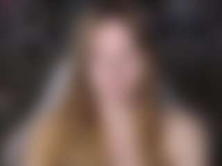 Live cam show with littlevildevil - Ice on Chatstar