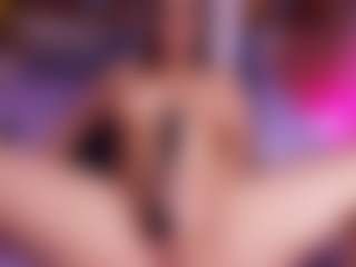 aisha-a's Live Sex Cam Show