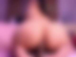 aisha-a's Live Sex Cam Show