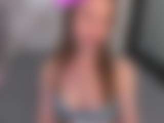 Live cam show with innalovely - Shaved on Mixed Magazine Live