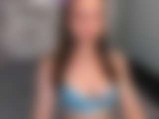 Live cam show with innalovely - Body Massage on AdultVida.com