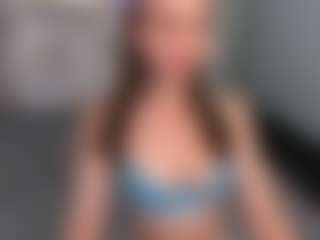 Live cam show with innalovely - Green Eyes on Milfs Live
