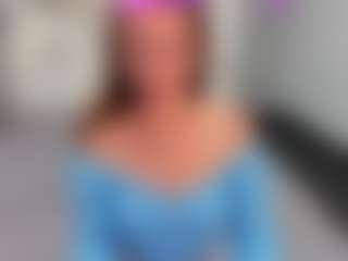Live cam show with innalovely - Green Eyes on luckytryst.com