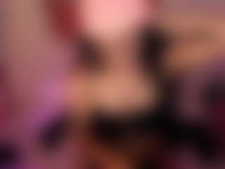 Live cam show with Vanessa - Fuck Machine on Gym Cam Girls