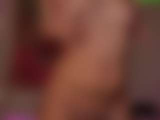 Live cam show with Vanessa - Petite on xxxlivecams.org