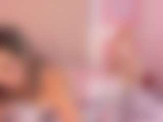 Live cam show with Salome - Facial Piercings on pussylord.com