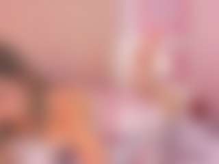 Live cam show with Salome - MILF on pussylord.com