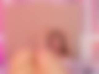 Live cam show with Salome - Teen (18+) on fapnchat