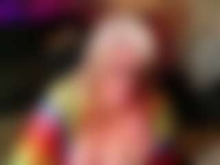 Live cam show with Alice's Curiosity - Wife on CamwithHer