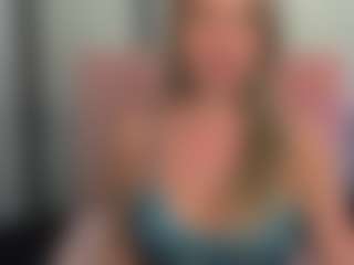 LatoyaFun's Live Sex Cam Show