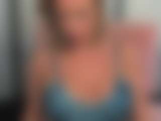 Live cam show with LatoyaFun - Mature on CamSextacy