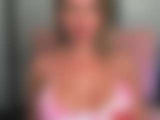 Live cam show with LatoyaFun - Grey Eyes on TeamSkeetLive