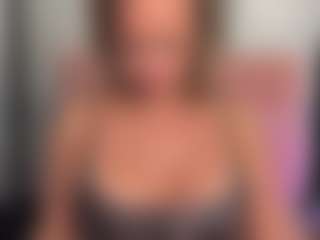 LatoyaFun's Live Sex Cam Show