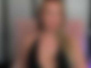 Live cam show with LatoyaFun - Mature on hotwifechat.live