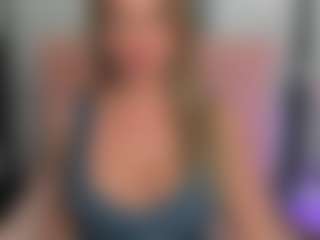 LatoyaFun MILF webcam performer live streaming