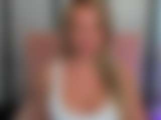 LatoyaFun's Live Sex Cam Show