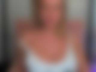 Live cam show with LatoyaFun - Long Hair on Hubzter Live