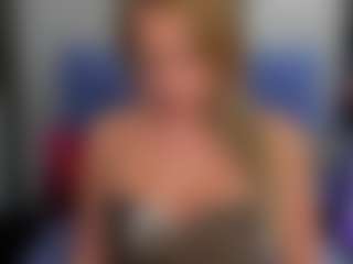 LatoyaFun's Live Sex Cam Show