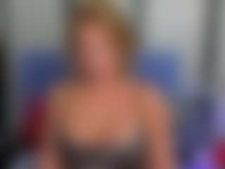 Live cam show with LatoyaFun - Grey Eyes on Camsoda