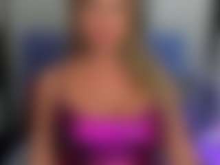 Live cam show with LatoyaFun - Blonde Hair Middle Aged on Camsoda