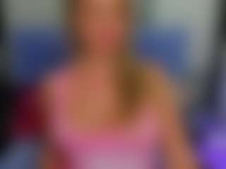 Live cam show with LatoyaFun - Green Eyes on Dare Cams