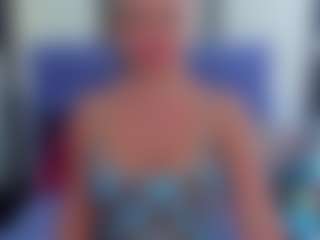 Live cam show with LatoyaFun - Grey Eyes on CamwithHer