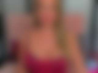 Live cam show with LatoyaFun - Long Hair on TastyBlacksLive
