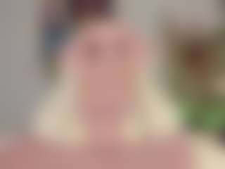 lovelykitty04's Live Sex Cam Show