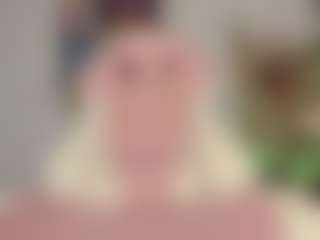 lovelykitty04's Live Sex Cam Show