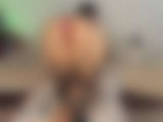 lovelykitty04's Live Sex Cam Show