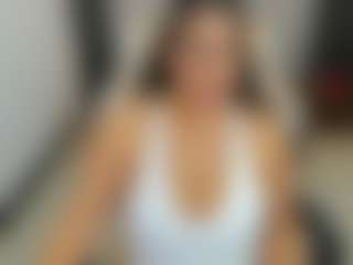 ruby-jimenez18's Live Sex Cam Show